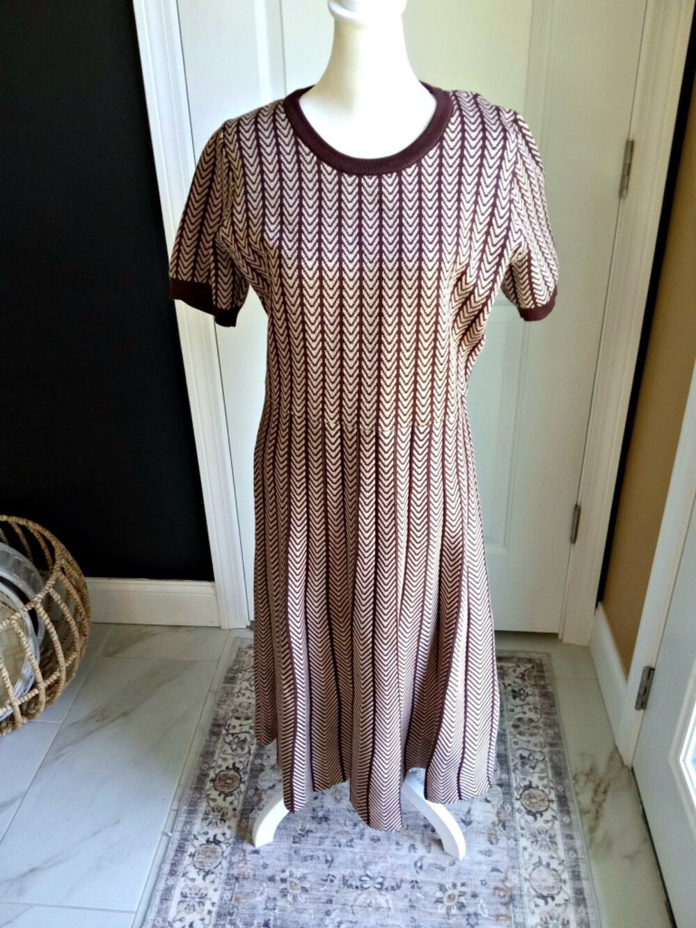NEW! KNIT SHORT SLEEVE PLEATED SKIRT DRESS By LUNA